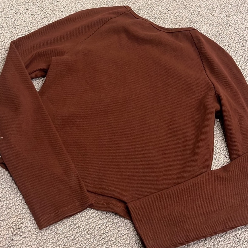Anthropologie Ribbed Shoulder Cutout Detail Long Sleeved Top, Size Small - Picture 4 of 5